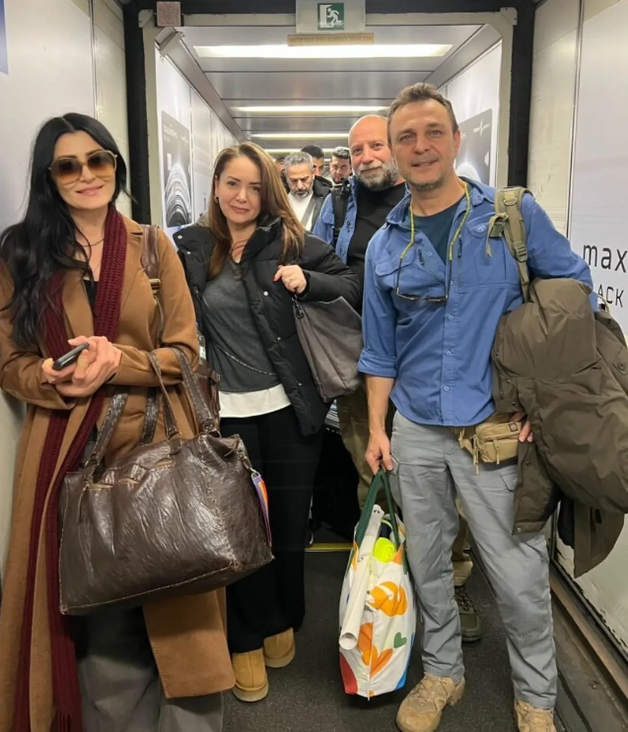 Çarpıntı dizisi oyuncuları Hatay'da! Sibel Taşçıoğlu ve Deniz Çakır'a ilgi yoğundu 