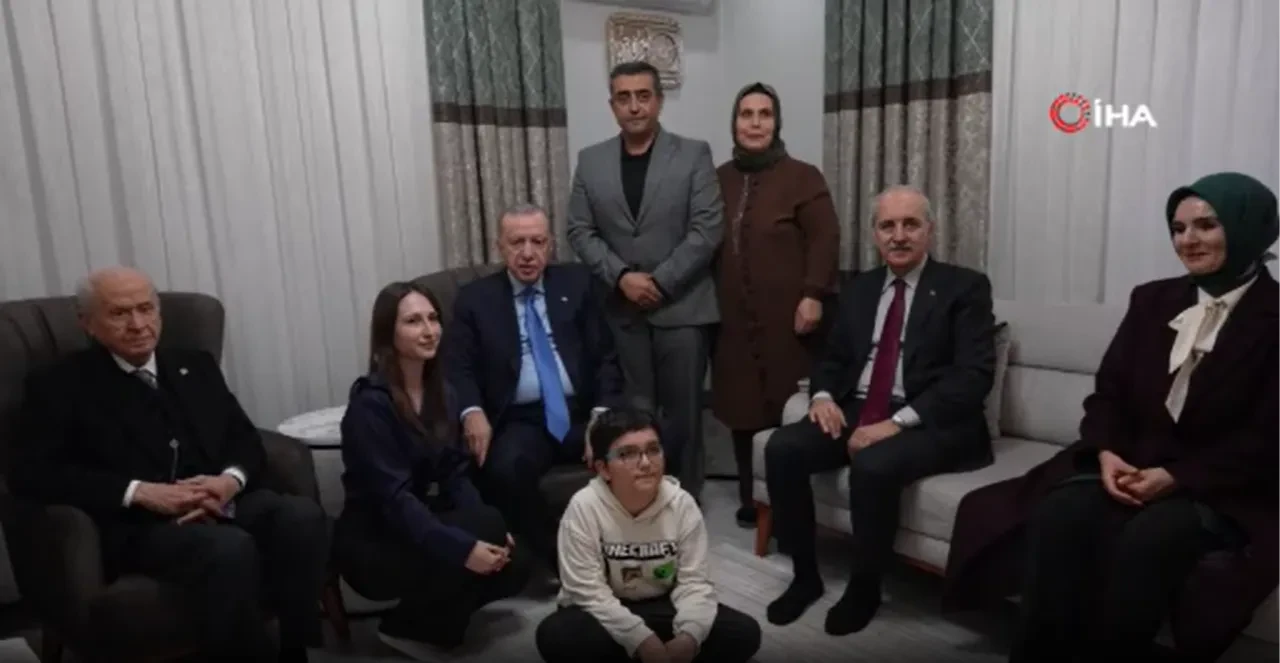 Cumhurbaşkanı Erdoğan Osmaniye’de: Depremzede Solak ailesinin yeni evine konuk oldu