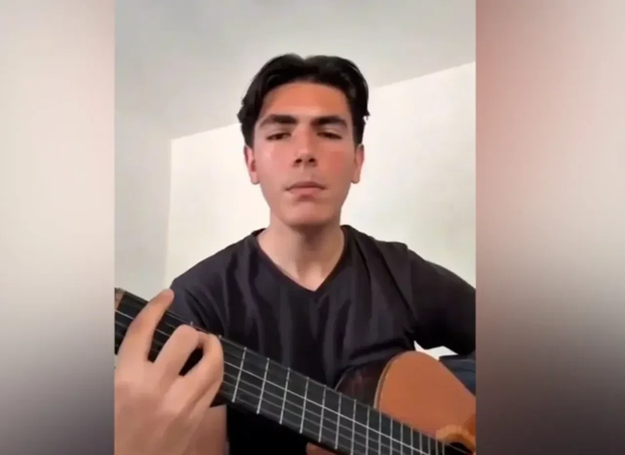 Ferdi Tayfur'un torunu Emirhan Turanbayburt halası Tuğçe Tayfur'a ateş püskürdü