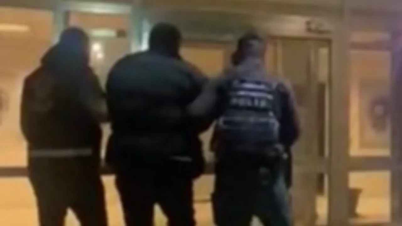 Interpol kırmızı bültenle arıyordu! Eskişehir'de yakalandı