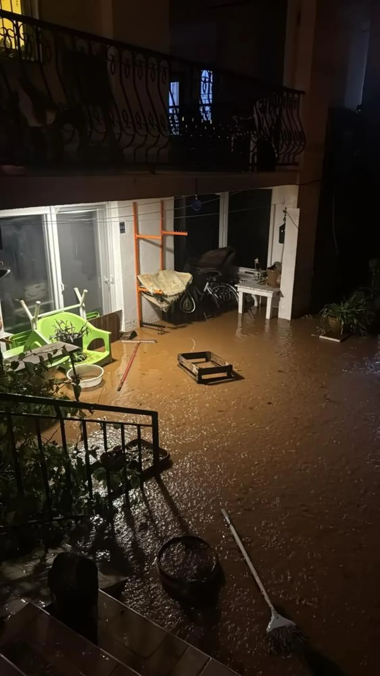 Muğla'da sağanak felaketi! Aracıyla sele kapılan sürücü hayatını kaybetti