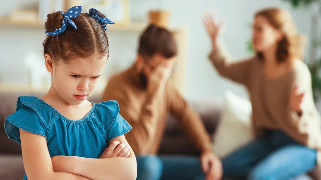 Nafaka için kurallar değişiyor! Av. Mert Yalçın boşanan ve boşanacak herkesin bilmesi gereken 12 kritik maddeyi açıkladı