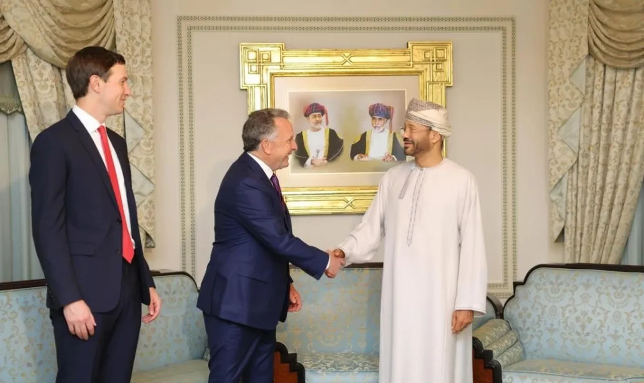 Savaşın gölgesinde Umman'da kritik görüşme: ABD ve İran masaya oturdu