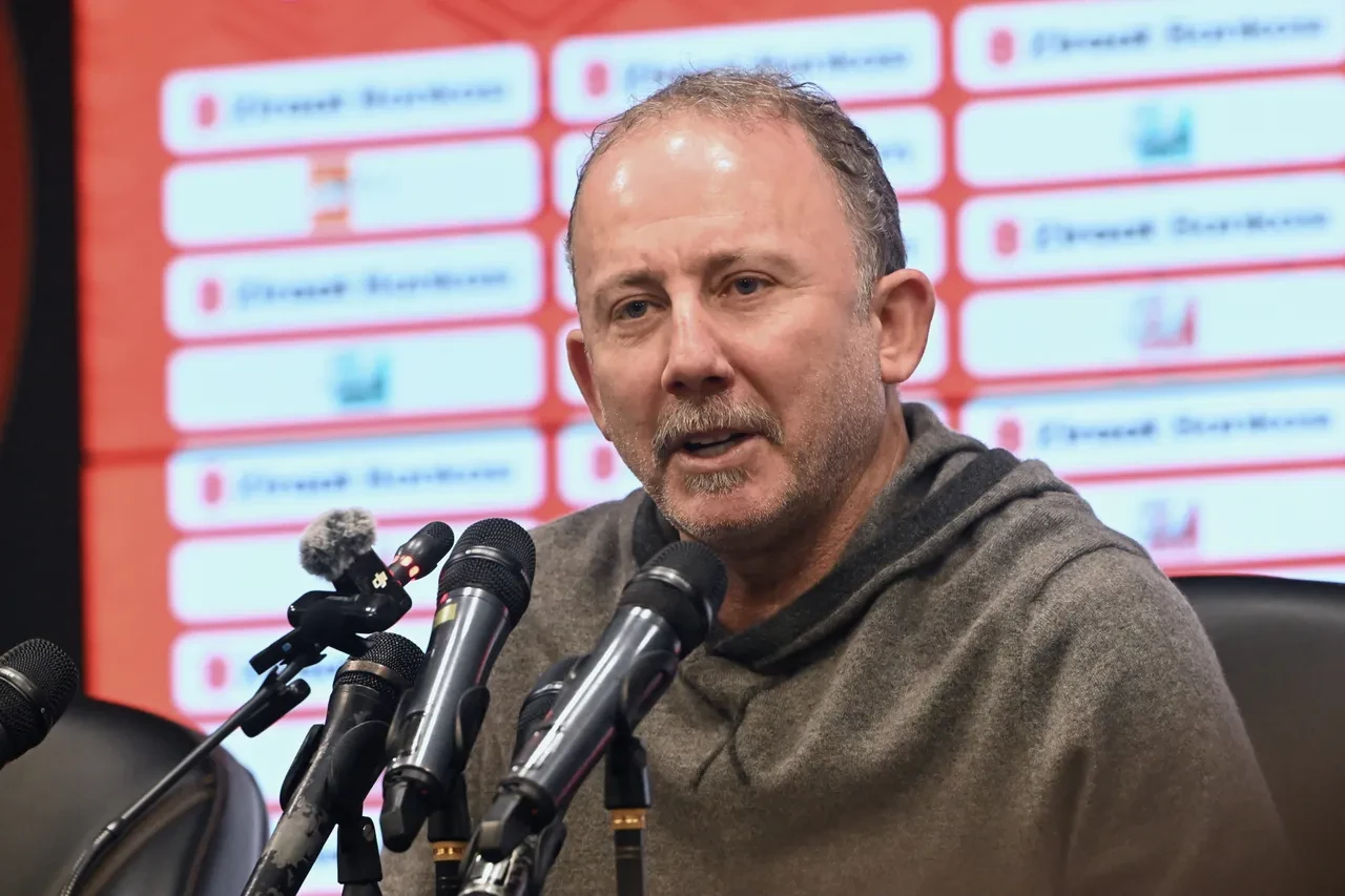 Beşiktaş'ta imza şov! Son gün 3 uçak birden indi