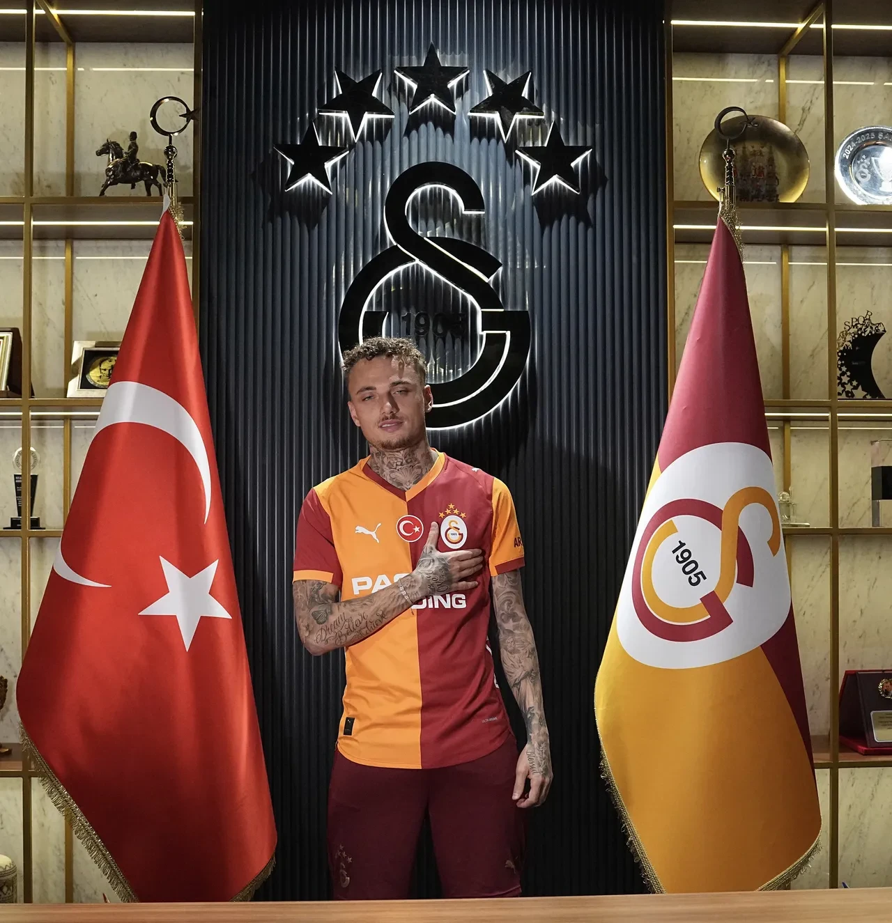 Galatasaray 5 yeni ismi kadrosuna kattı! İşte sarı-kırmızılıların transfer raporu