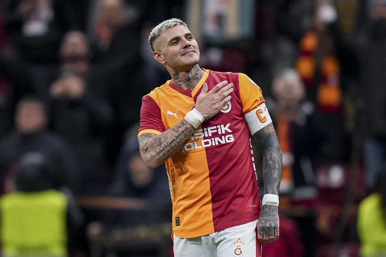Galatasaray'da Icardi'nin geleceği belli oldu! Yıldız golcü yeni sözleşmeye imza atıyor