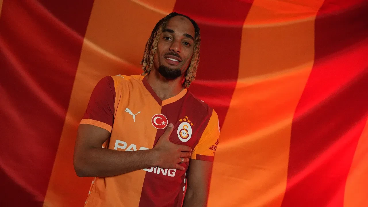 Galatasaray'da Sacha Boey'den Leroy Sane detayı!