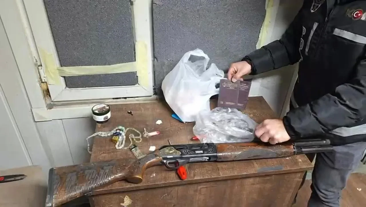 Gebze'de film gibi olay! Kaçırıp dövdüler, yeniden kaçırmak için hastaneye götürüp tedavi ettirdiler 