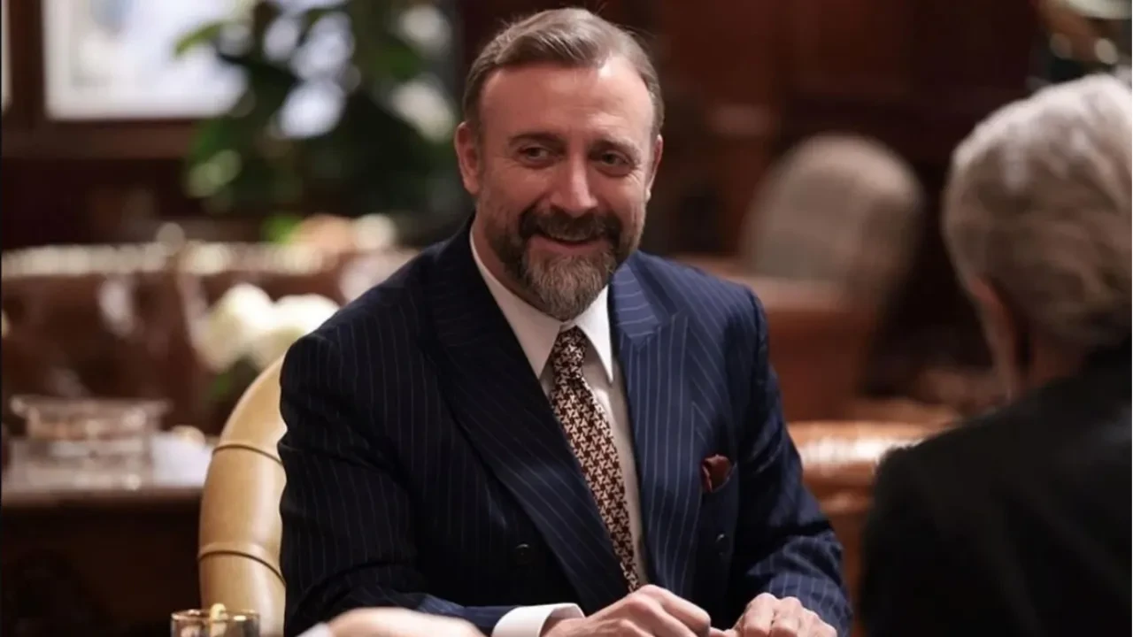 Halit Ergenç favori 3 dizisini açıkladı