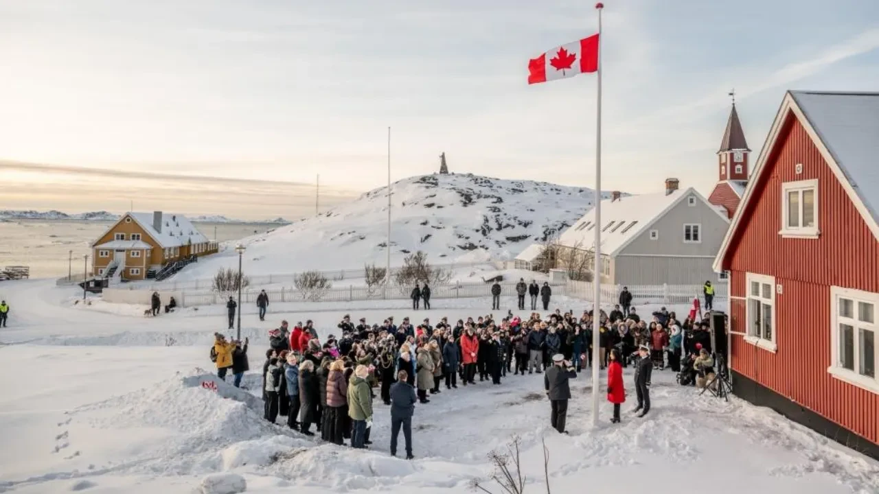 Kanada ve Fransa, Trump'a karşı birlik oldu! Ses getirecek Grönland hamlesi
