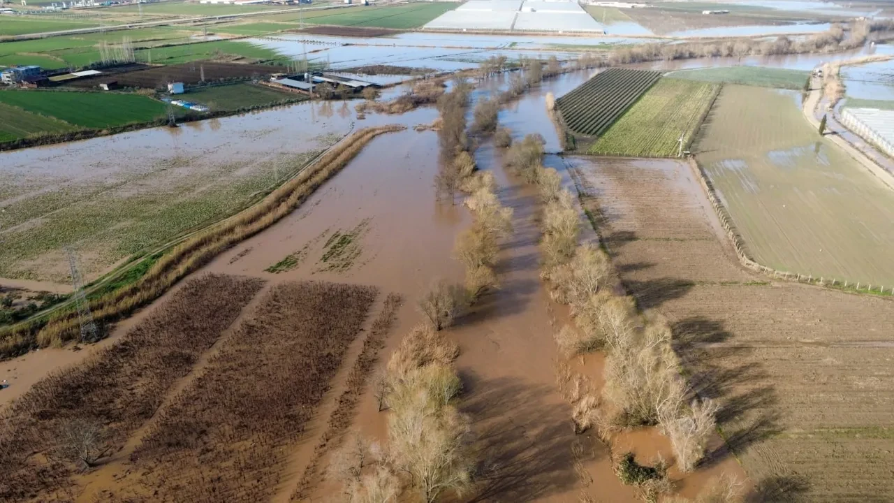 Salihli'yi sel vurdu! Felaketin boyutu gün yüzüne çıktı