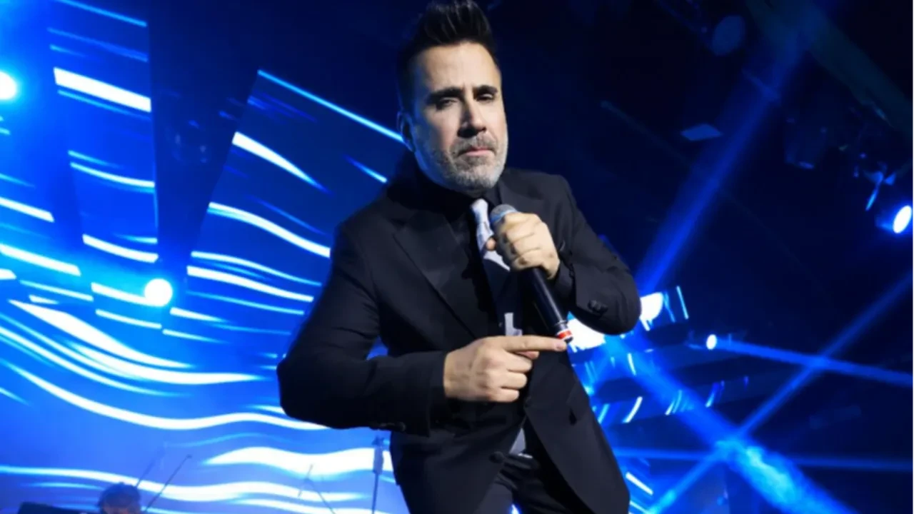 Şarkıcı Emrah kızının doğum gününü kutladı! Gördüğü yorum sonrası soluğu mahkemede aldı 