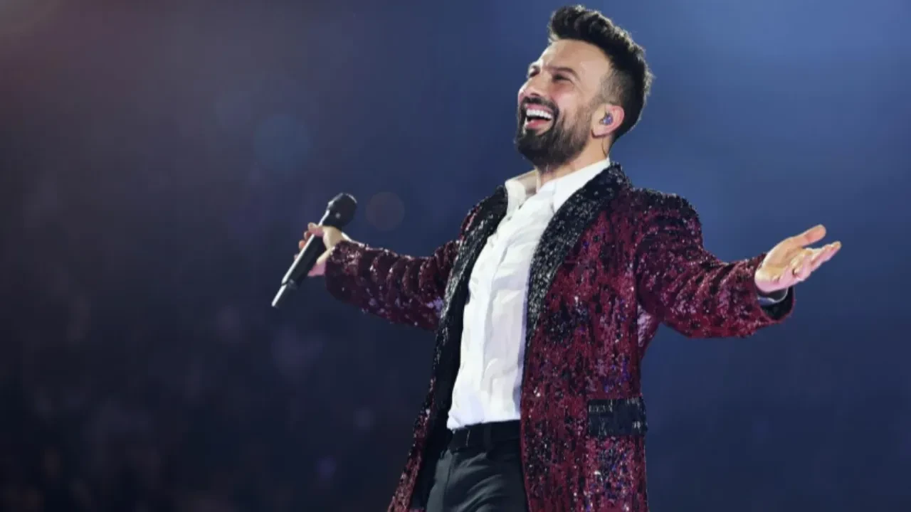 Tarkan konserlerini bitirdi, kızına kavuştu! 