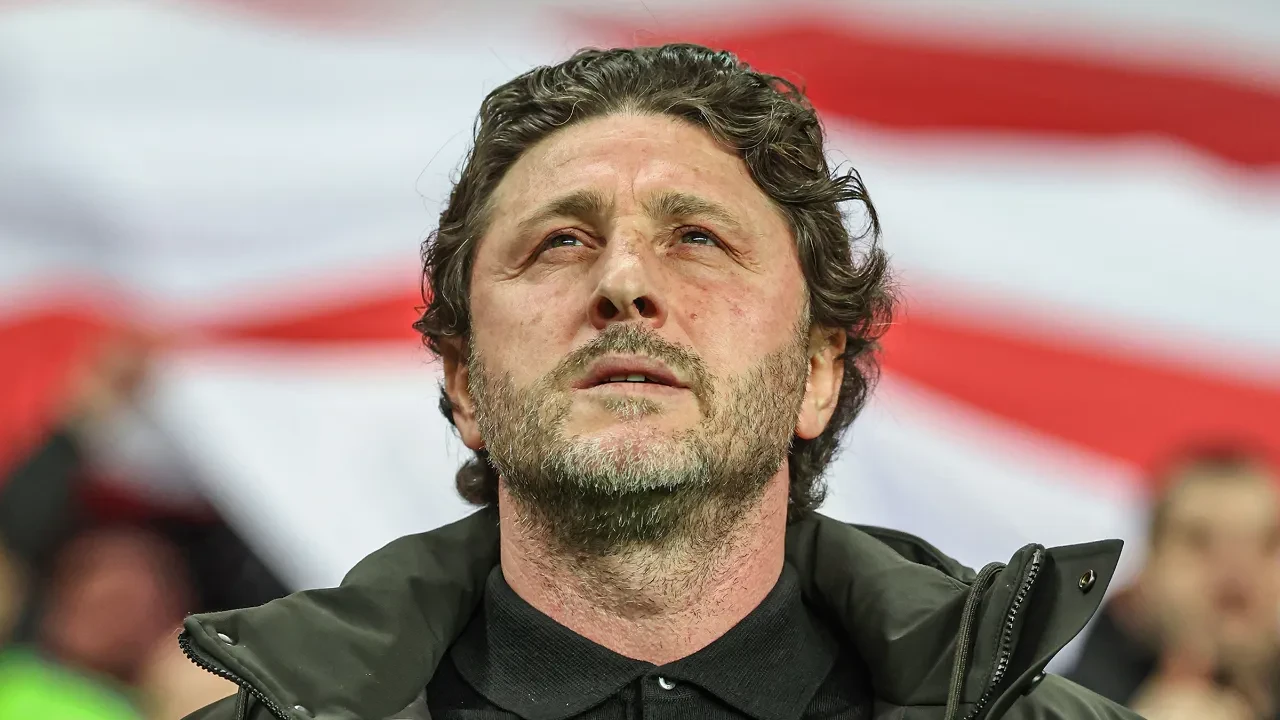 Trabzonspor'da Fatih Tekke'den Fenerbahçe maçı öncesinde kötü haber!