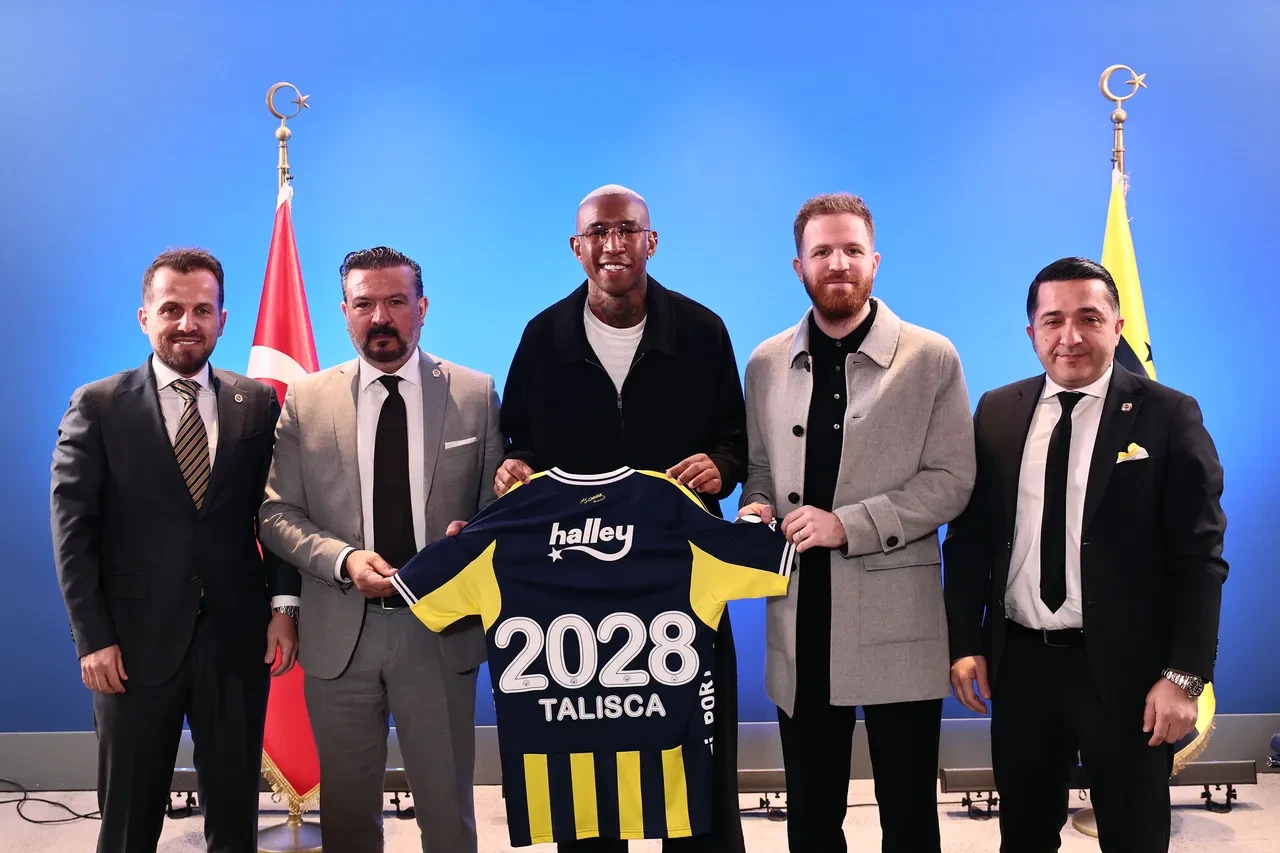 Anderson Talisca imzayı attı: Fenerbahçe'de işlem tamam!