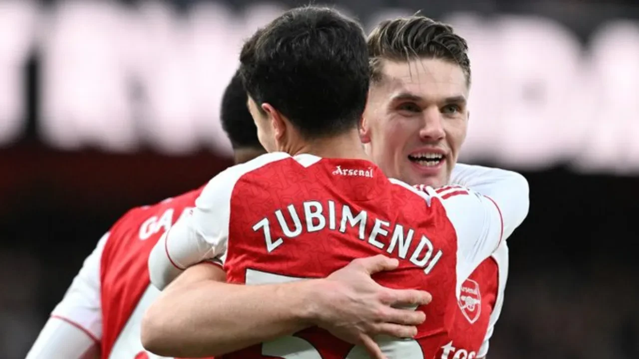 Arsenal adım adım şampiyonluğa!