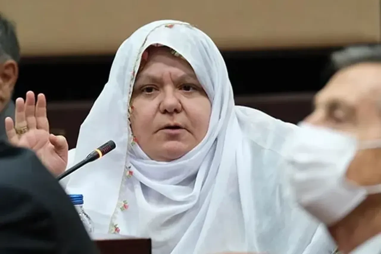 Bakan Tunç'tan, Mihalgazi Belediye Başkanı Güneş'i hedef alan paylaşımlara tepki