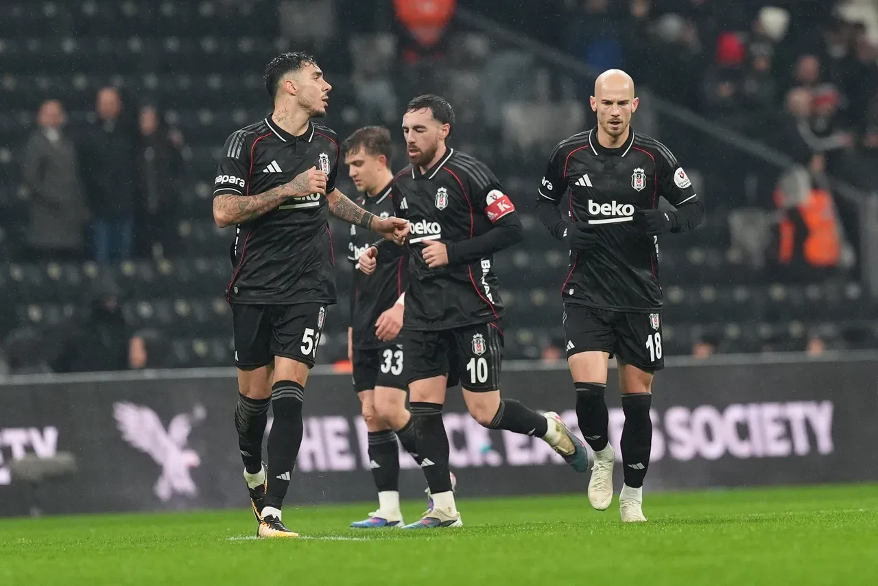 Beşiktaş Alanyaspor maç kadrosu, muhtemel 11! BJK'de 2 yıldız forma giyemeyecek