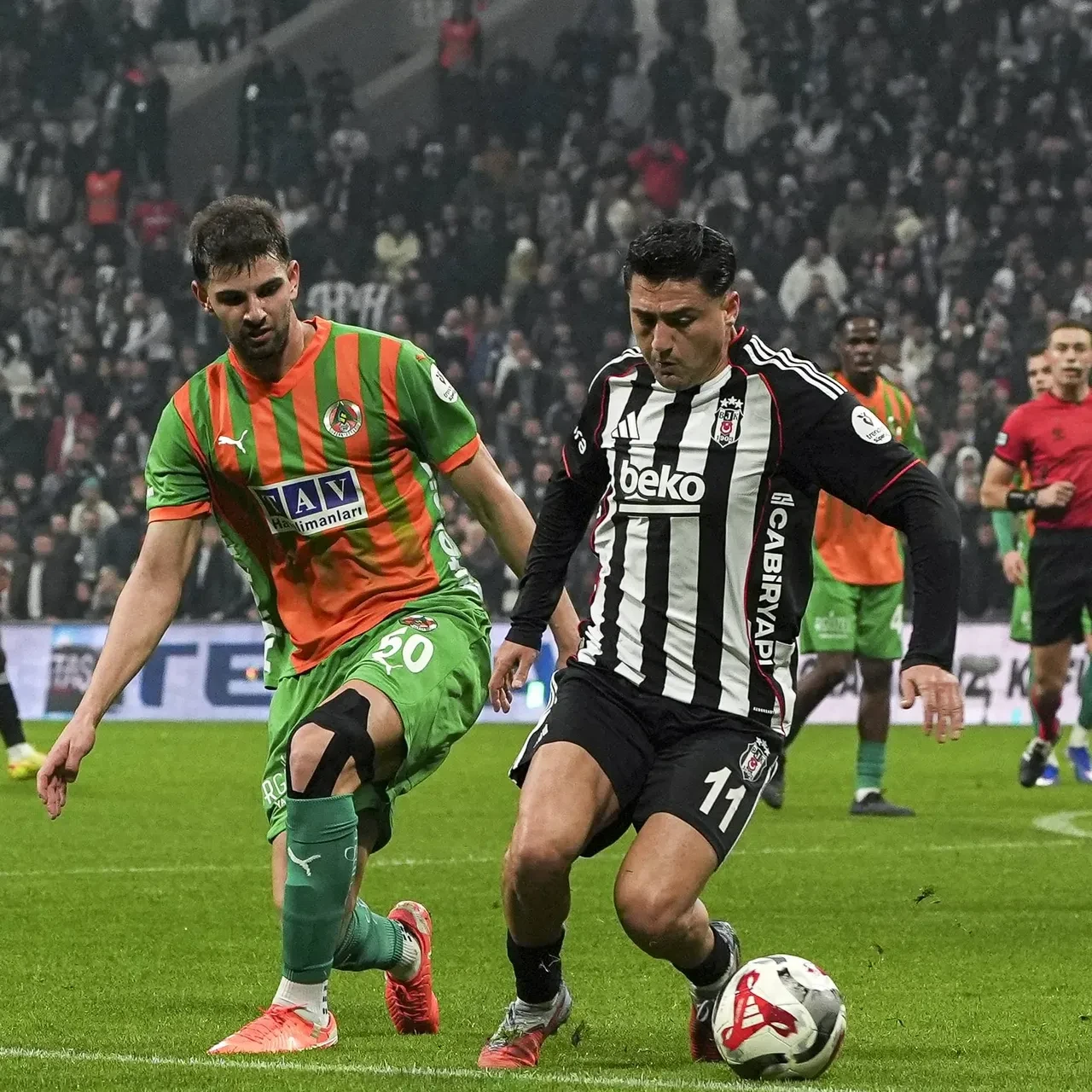 Beşiktaş ve Alanyaspor puanları paylaştı: Dolmabahçe'de gol düellosu!