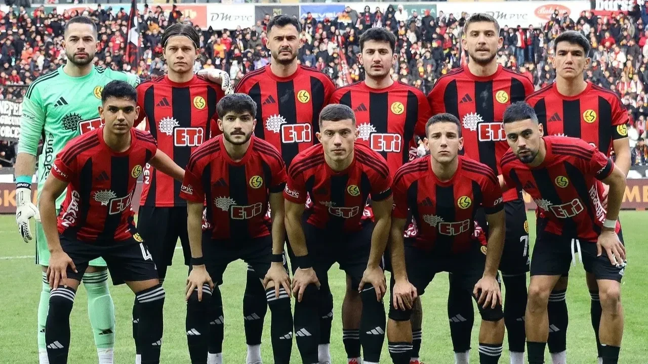 Eskişehirspor maçı bugün saat kaçta, hangi kanalda? Uşakspor ile TFF 3. Lig 4. Grup'ta deplasmanda karşılaşacak
