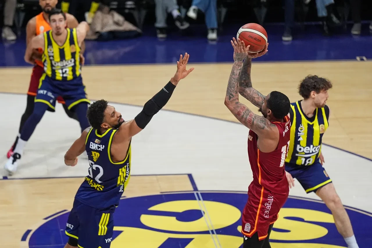 Fenerbahçe Beko Galatasaray MCT Technic maç sonucu kaç kaç? Potadaki derbi Fenerbahçe’nin