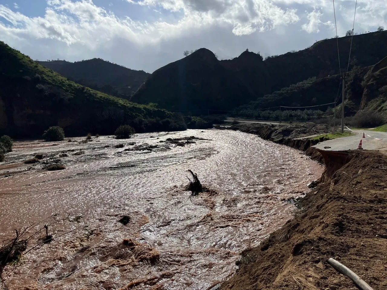 Meteoroloji saat vererek uyardı: Kar ve sağanak geliyor!