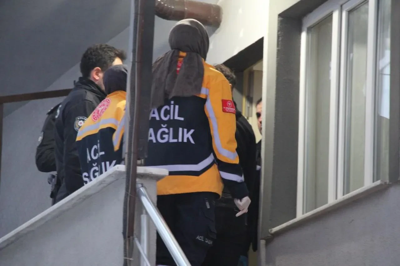 Sakarya'da çifte cinayet! Eşini ve MHP'li başkanı öldüren emekli polis tutuklandı