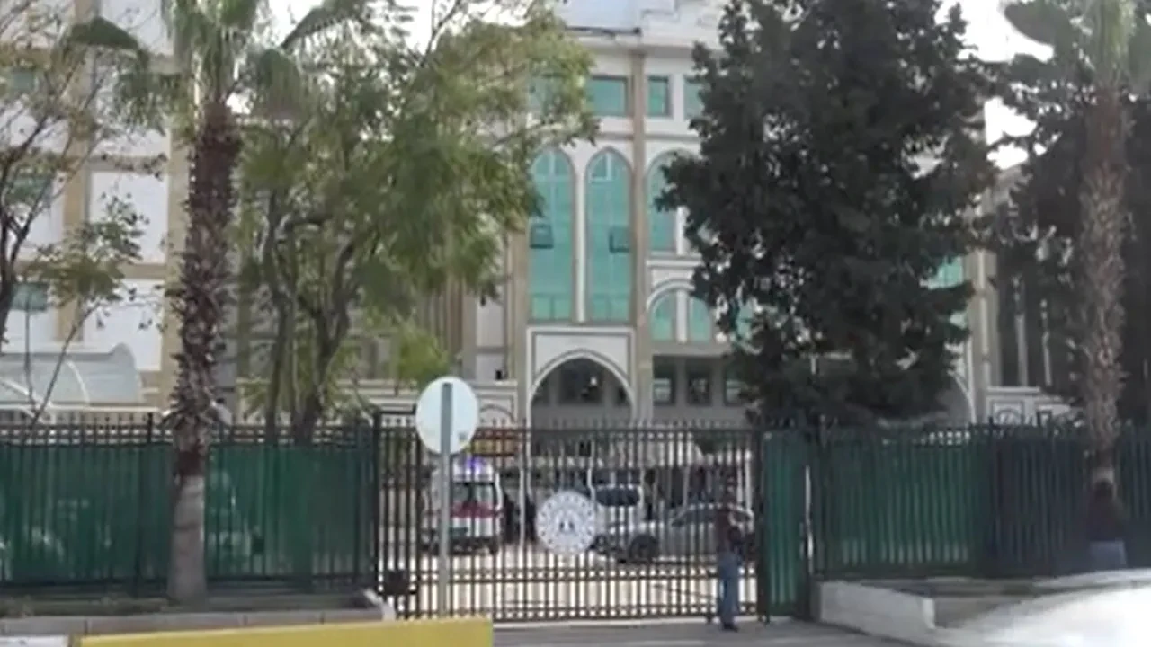 Antalya Adliyesi'nde silah sesleri! Güvenlik görevlisi ölü bulundu