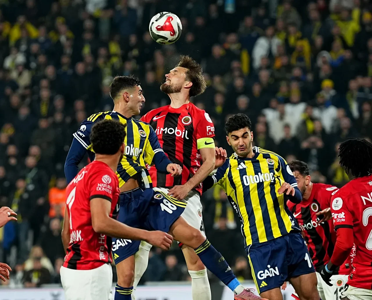 Fenerbahçe Gençlerbirliği maç sonucu kaç kaç golleri kimler attı?