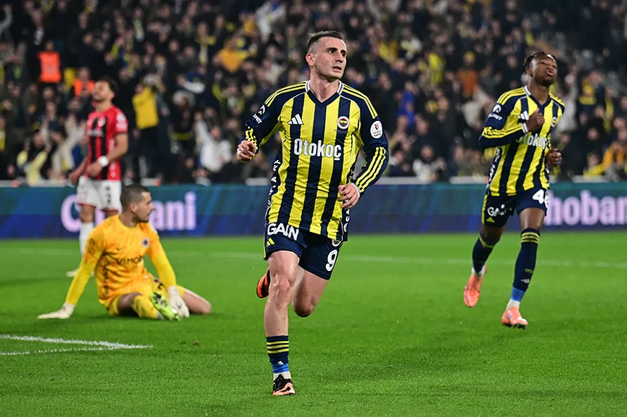 Fenerbahçe Gençlerbirliği maç özeti nereden izlenir? Kante ilk maçına çıktı, Kerem 2 gol attı