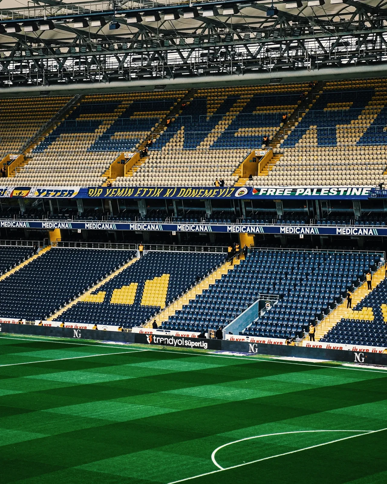 Fenerbahçe Gençlerbirliği'ni 3 golle geçti: Süper Lig'de zirve savaşı devam etti!