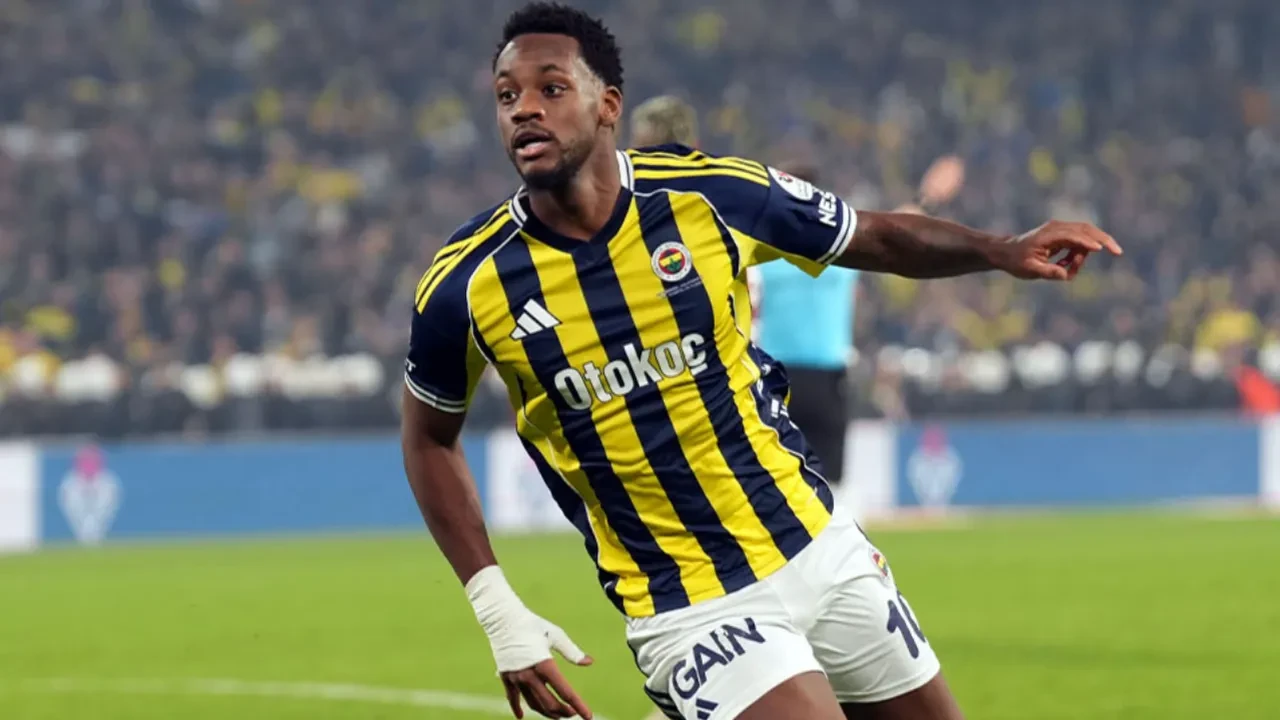 Jhon Duran, Fenerbahçe'den ayrıldı! Golcü oyuncunun yeni takımı resmen açıklandı