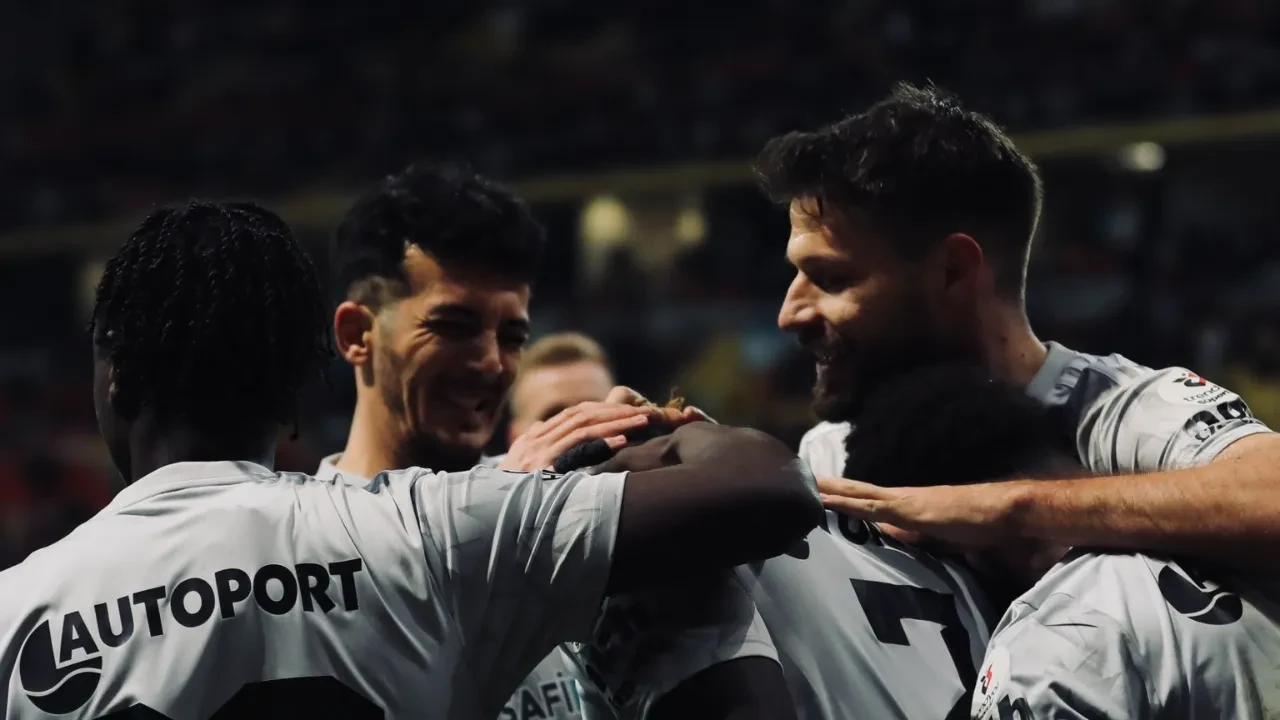 Kocaelispor Kayseri'den galibiyetle döndü: Selçuk İnan'dan kritik 3 puan!