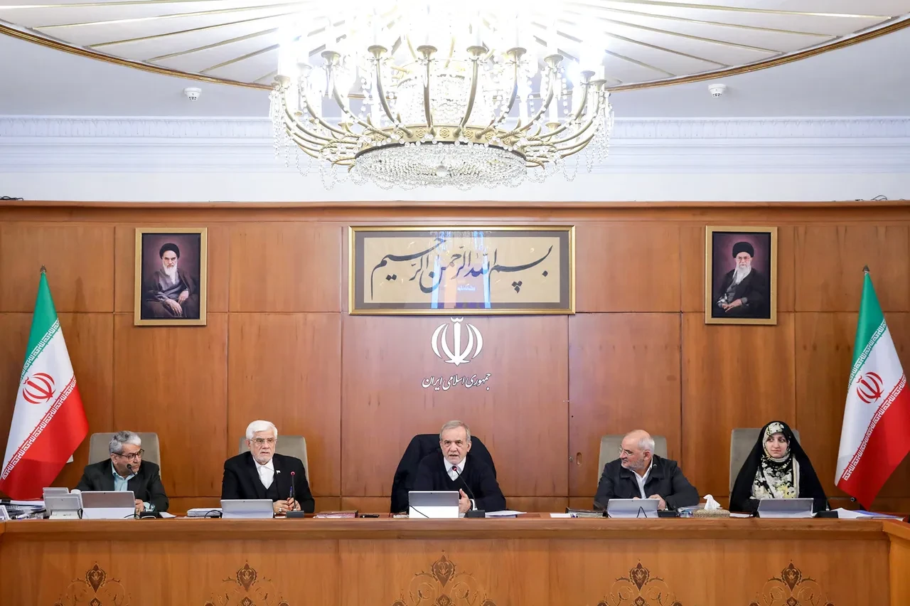 Pezeşkiyan'dan medyaya uyarı: Komşu ülkelere hakaret etmeyin