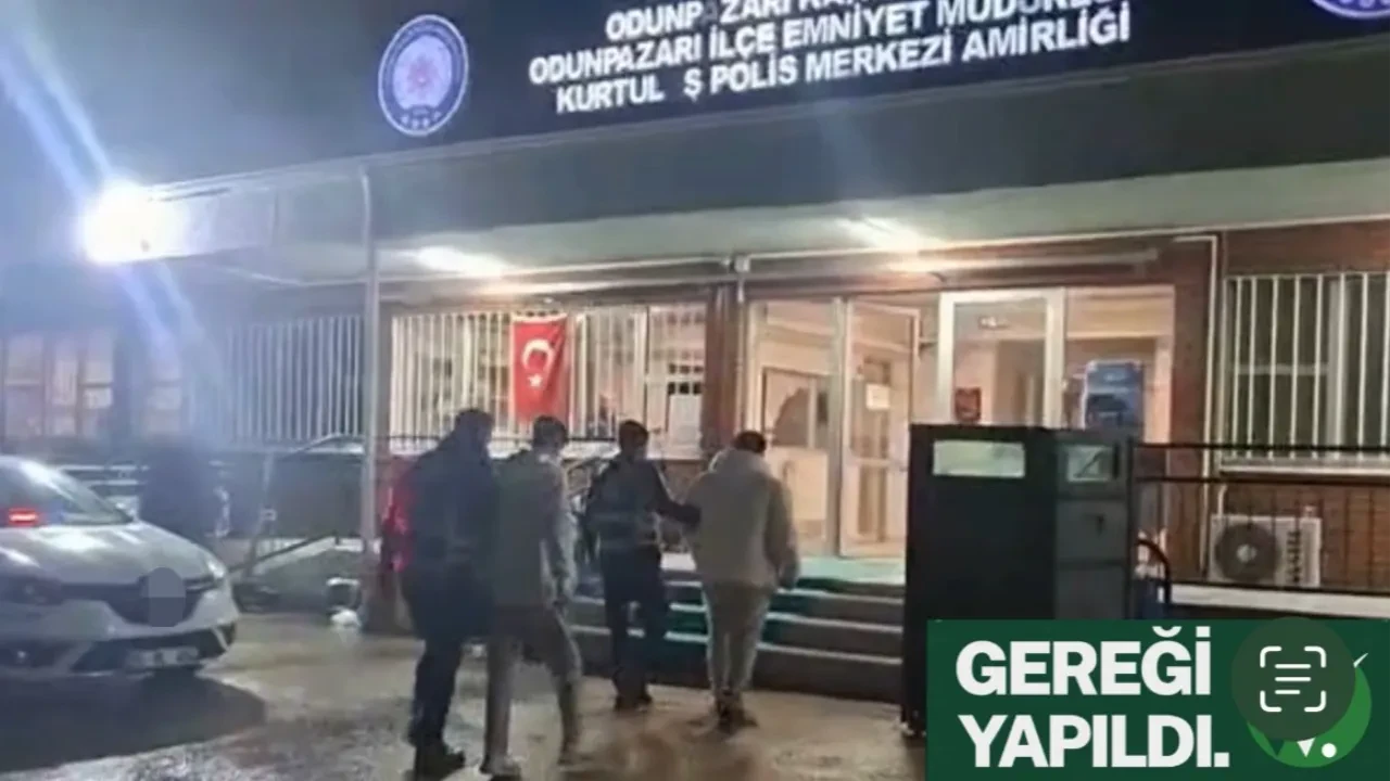 Sahte radar oyunu pahalıya patladı! Çakarlı gençlere 173 bin 392 TL ceza yazıldı