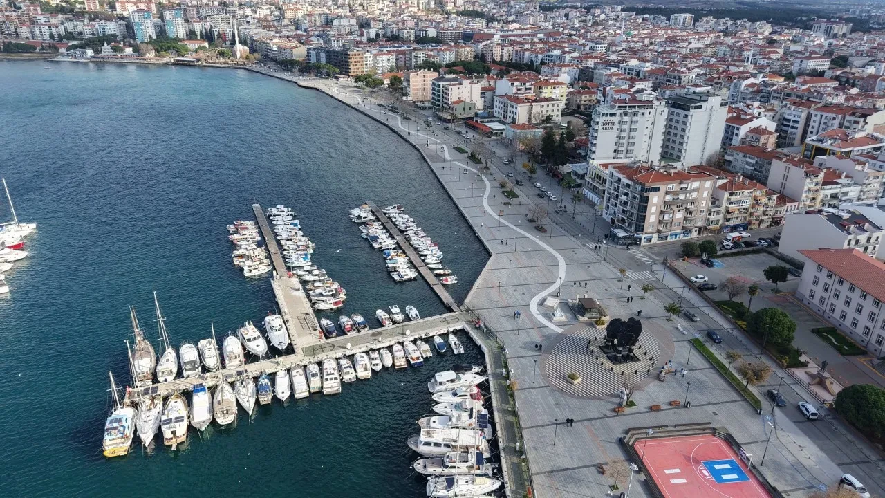 TRT arşivlerinde unutulmuştu: Çanakkale'nin pek bilinmeyen türküleri yapay zekayla gün yüzüne çıktı
