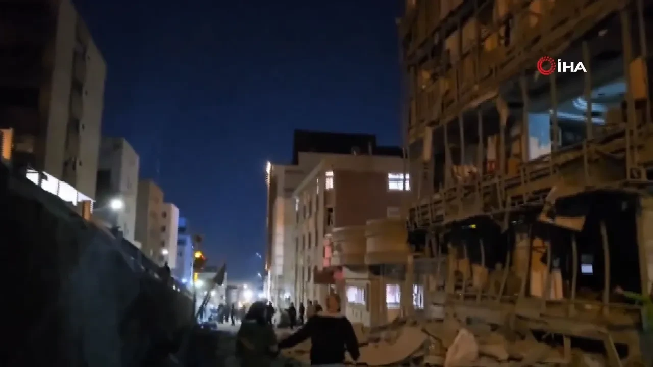 ABD-İsrail, Tahran’da bir hastaneyi hedef aldı