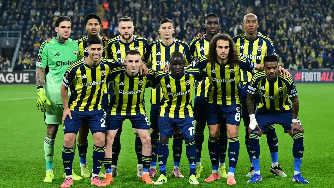 Antalyaspor Fenerbahçe maç kadrosu, muhtemel 11! Fenerbahçe'de 6 futbolcu kadroda yer almadı