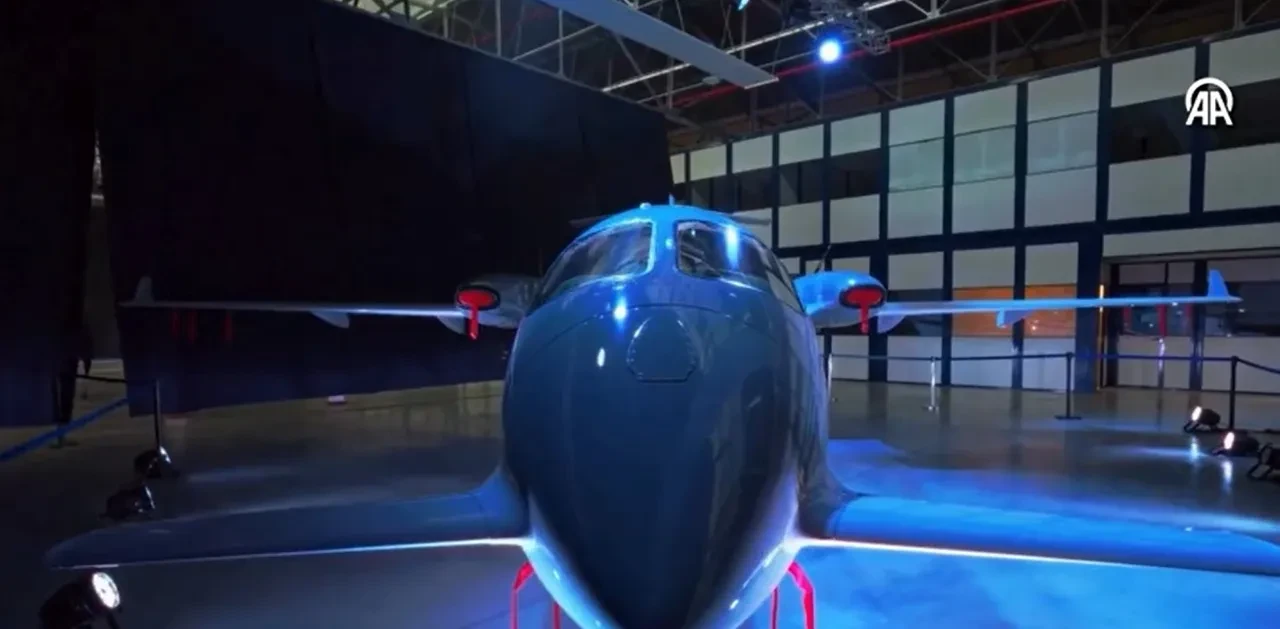 Baykar'dan küresel güç hamlesi: Piaggio Aerospace’te yeni model görücüye çıktı