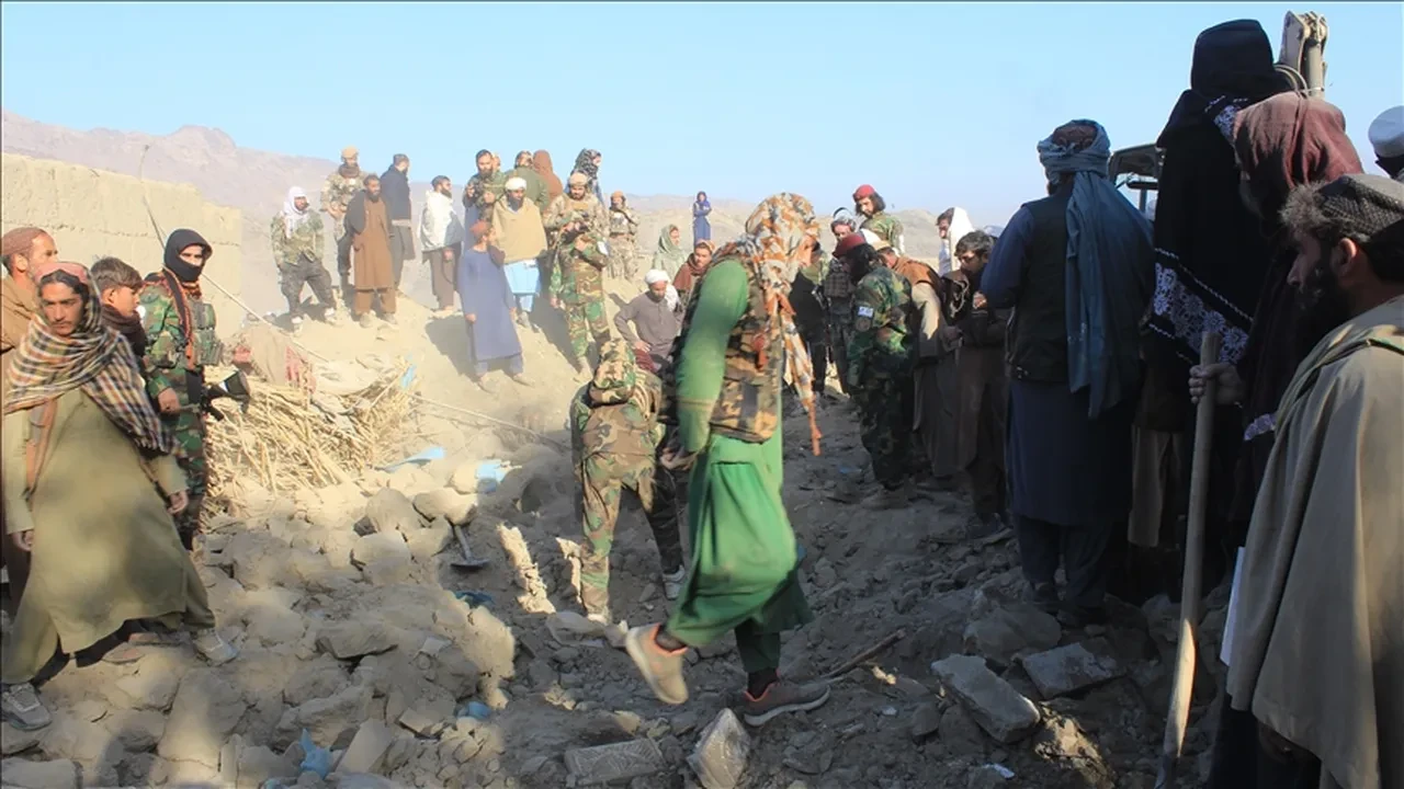 Dünya Müslüman Alimler Birliği Başkanı Ali Karadaği'den Pakistan ve Afganis'tan'a çağrı: Savaşı durdurun