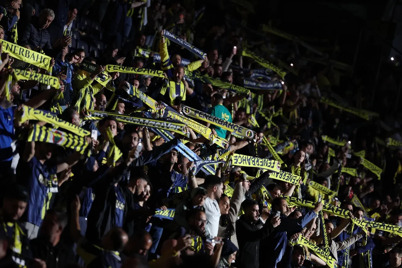 Fenerbahçe Antalyaspor deplasmanında | SÜPER LİG CANLI MAÇ ANLATIMI