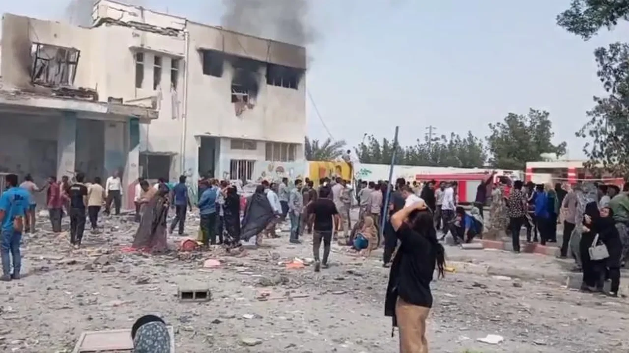 Hamaney'den sonra İran'ı neler bekliyor? İşte yaşanacak süreç