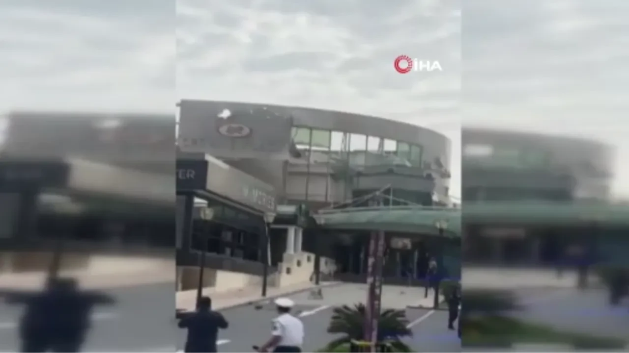 İran, Bahreyn'de bir oteli hedef aldı