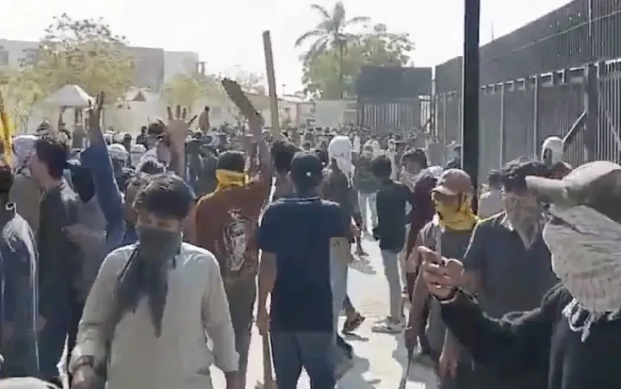 Hamaney öldürüldü, Orta Doğu karıştı! Pakistan'da ABD protestosu: 10 ölü