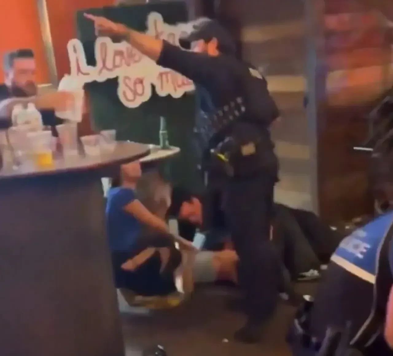 Teksas'ta bara silahlı saldırı! Çok sayıda ölü ve yaralı var