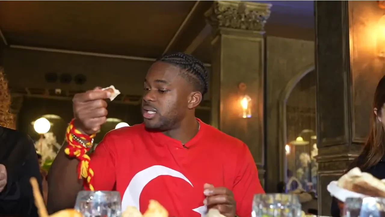 Ünlü fenomen Marvin Achi'den takipçilerine çağrı: Türkiye'ye mutlaka gelmelisiniz