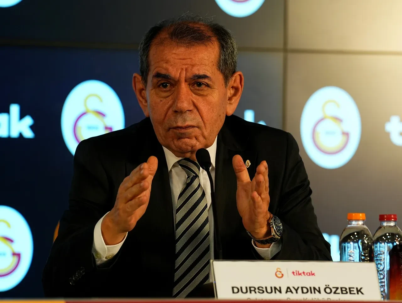 Dursun Özbek'ten Okan Buruk açıklaması! Galatasaray, şampiyon hocayla yola devam edecek mi?