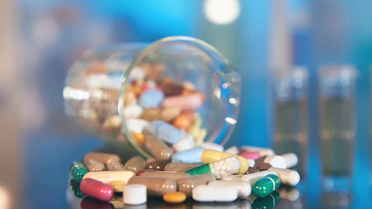 e-Nabız'a yeni özellik eklendi! Eczane eczane dolaşmaya gerek kalmayacak: Tek tıkla öğrenilebilecek 