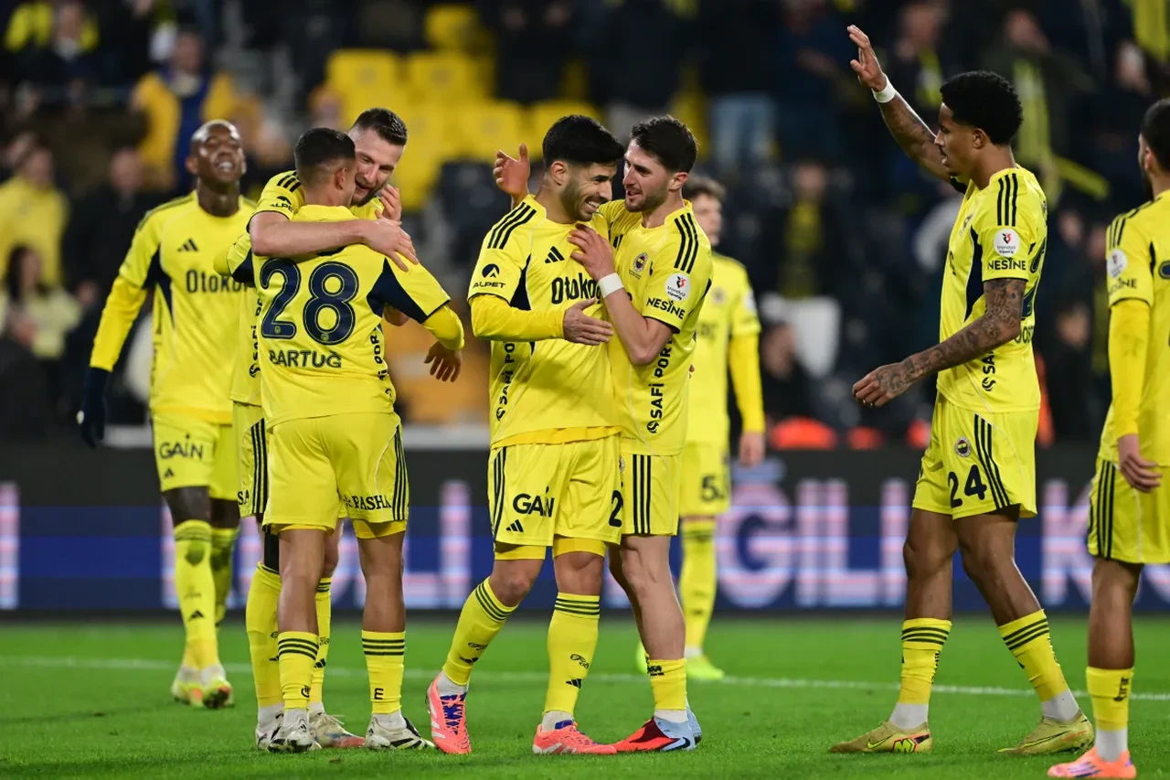 Fenerbahçe'den tüm çalışanlarına dev jest! Kişi başı 300 bin TL promosyon ödenecek