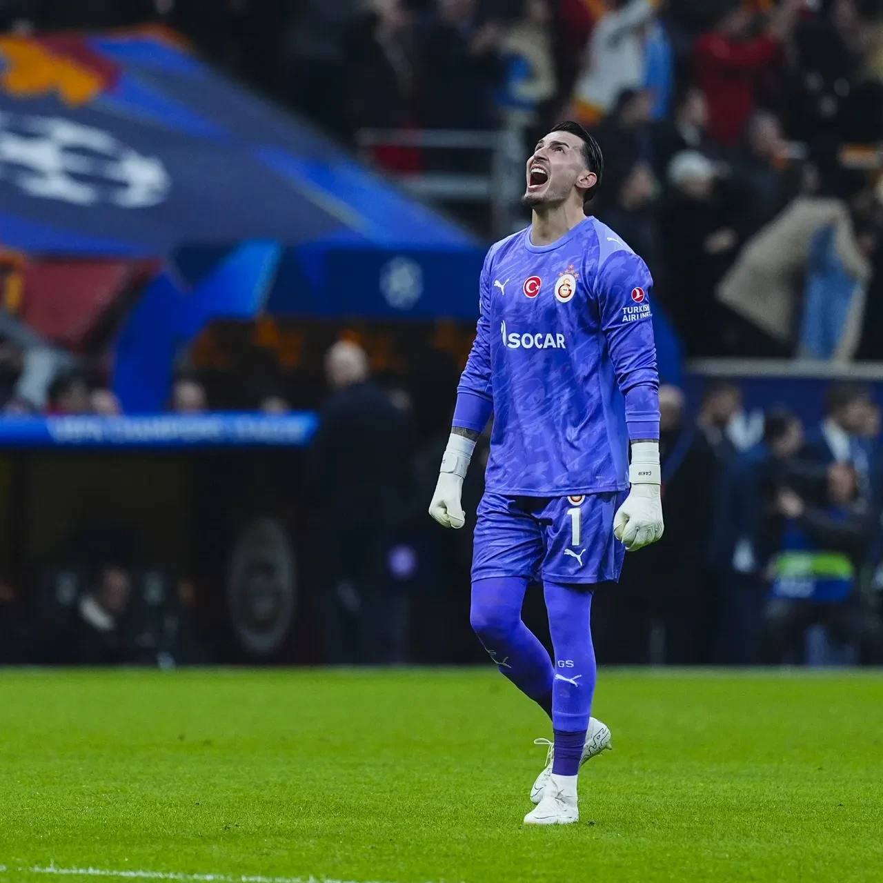 Galatasaray Liverpool'u devirdi: Şampiyonlar Ligi'nde tarihi gece!